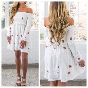 NWT Free People Counting Daisies Embroidered Dress